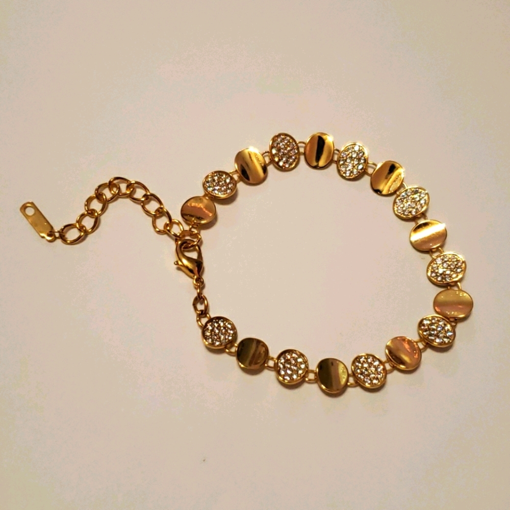🔴 🆓️ FREE* Y2K Gold-Toned Rhinestone Bracelet 🔴 - Picture 3 of 7